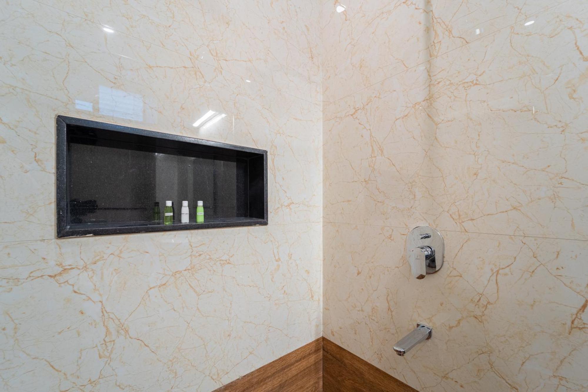 Welcome Grand Residency Pondicherry Exterior photo