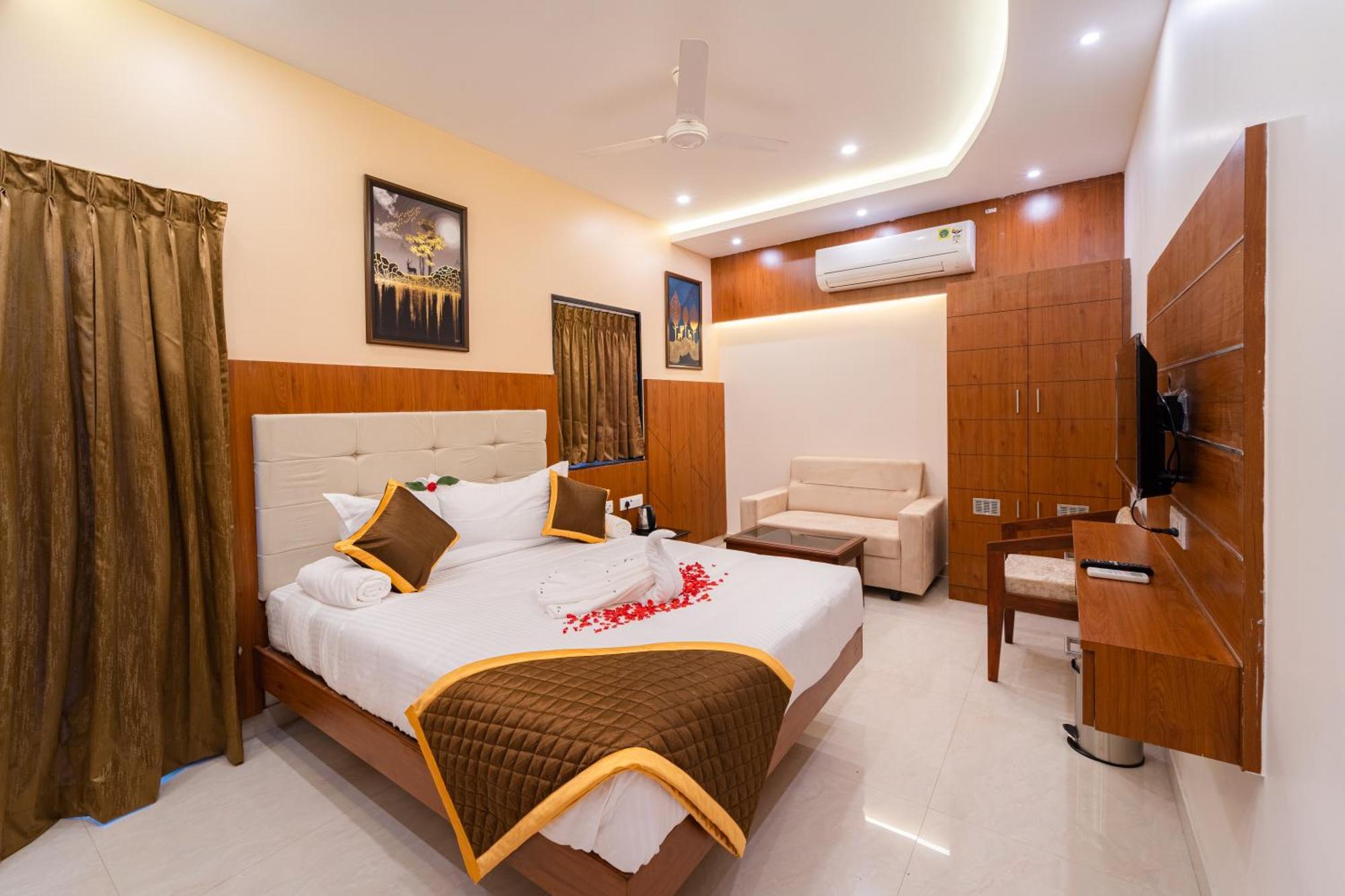 Welcome Grand Residency Pondicherry Exterior photo
